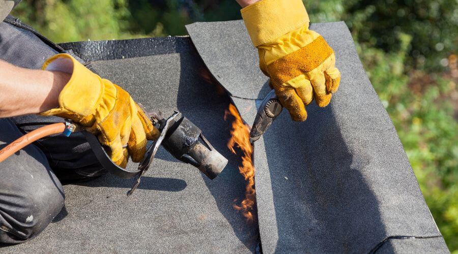 Professional gutter cleaning in Linden, TN